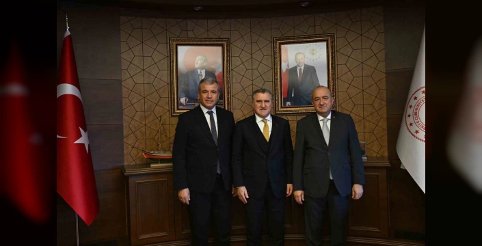 Karabiga'ya 250 Kişilik Kapalı Spor Salonu: Ahmet Elbi, Spor Toto ile Protokol İmzaladı