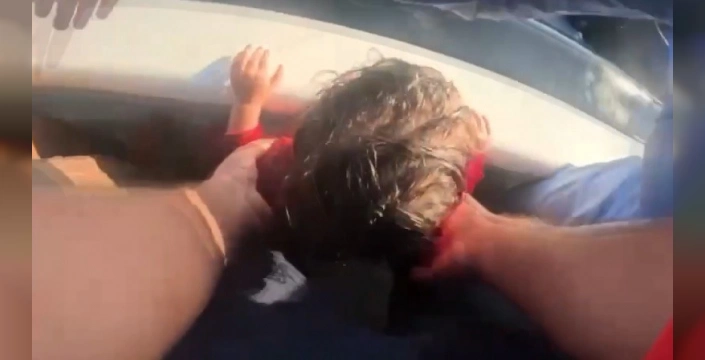 Karaburun'da ölümden dönen 36 göçmen