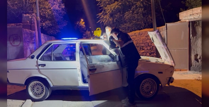 Kayseri'de çalıntı otomobil kapalı otoparkta bulundu
