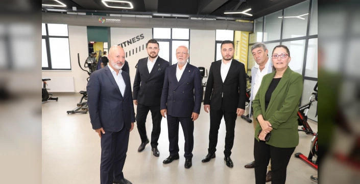 Kayseri'de Kocasinan Akademi'de önemli ziyaret: Ahmet Çolakbayrakdar, Mustafa Elitaş'ı ağırladı