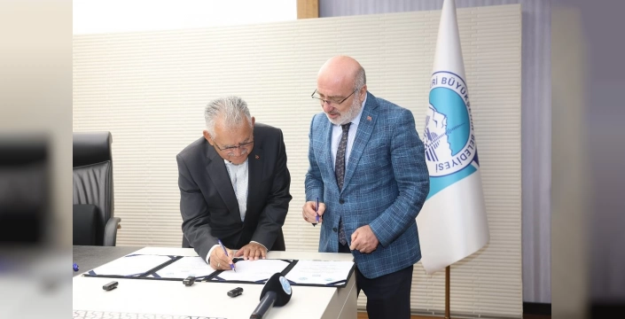 Kayseri'de yeni eğitim iş birliği: Mimari Restorasyon öğrencilerine Edirnekâri ve Çini eğitimi