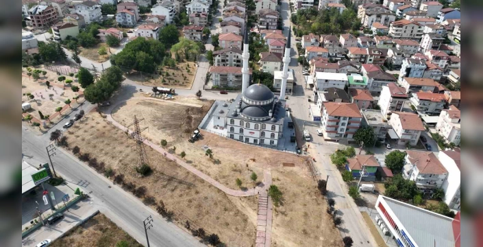 Kocaeli'nde üç caminin çevre düzenlemesi tamamlanıyor