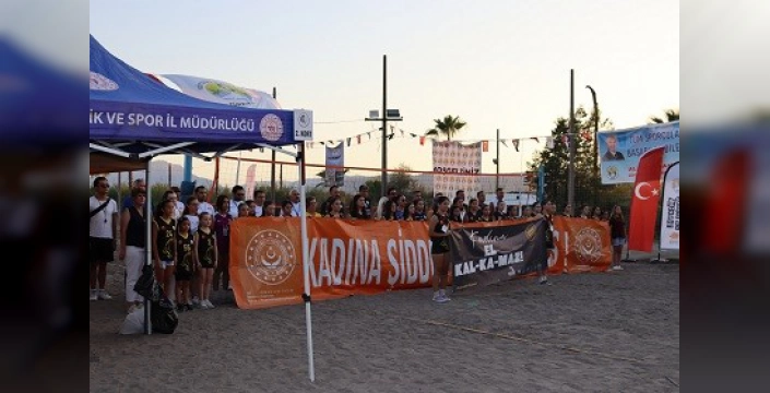 Köyceğiz'de voleybol turnuvası başladı