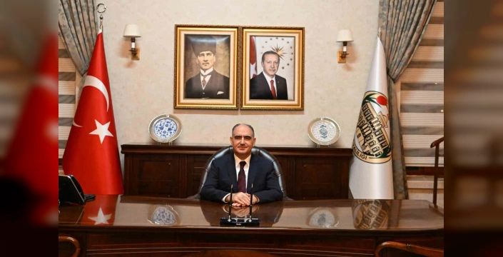 Manisa Valisi Özkan: 30 Ağustos, bağımsızlık iradesinin zaferidir