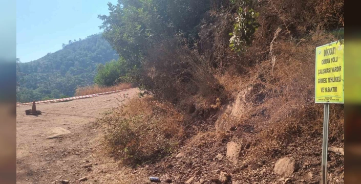 Marmaris'te Turgut Şelalesi yolu yenileniyor