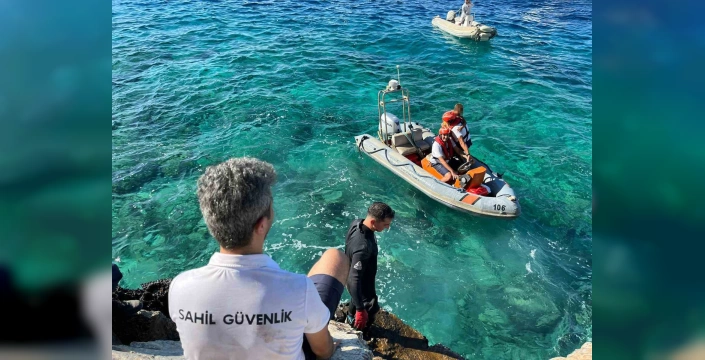 Milas'ta alabora olan teknede kaybolan 2 çocuk kurtarıldı