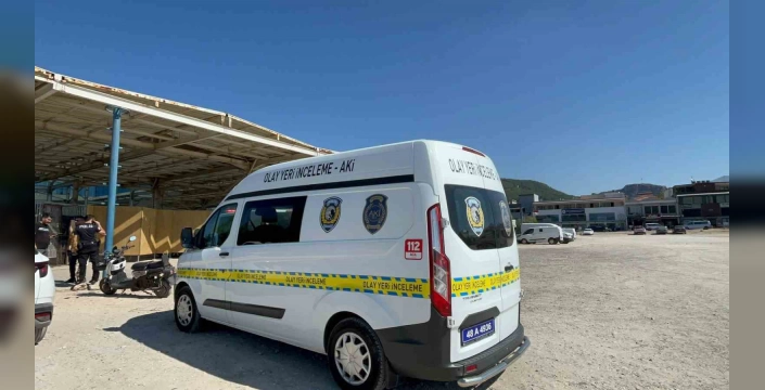 Muğla'da güvenlik görevlisi başından vuruldu