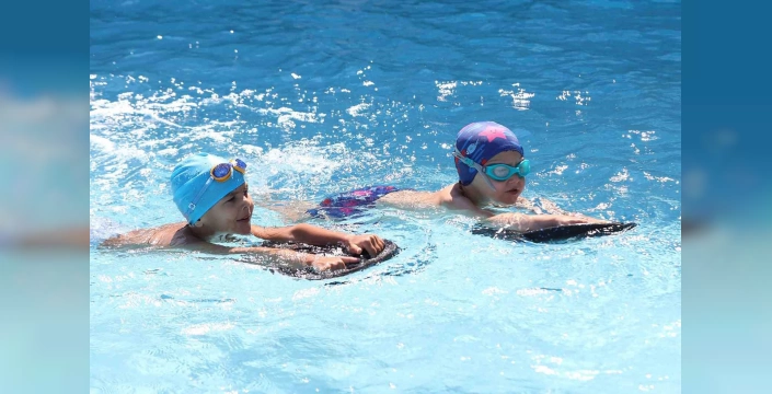 Muğla'da ücretsiz yüzme kursları başladı