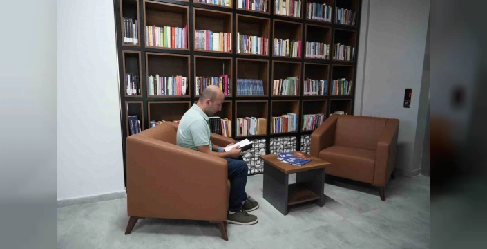 Niğde'de yeni kütüphane ve kadın yaşam merkezi hizmete açıldı