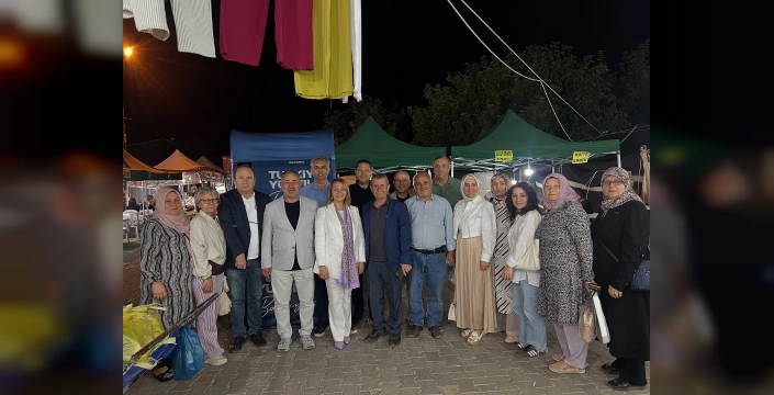 Pazaryeri'nde panayır: Ak Parti heyeti vatandaşlarla buluştu