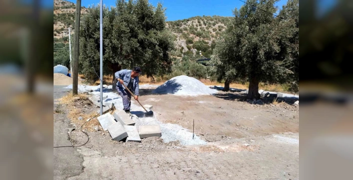 Söke'de park yenileme çalışmaları sürüyor