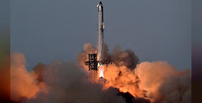 SpaceX'in Starship roketi başarılı bir test uçuşu gerçekleştirdi