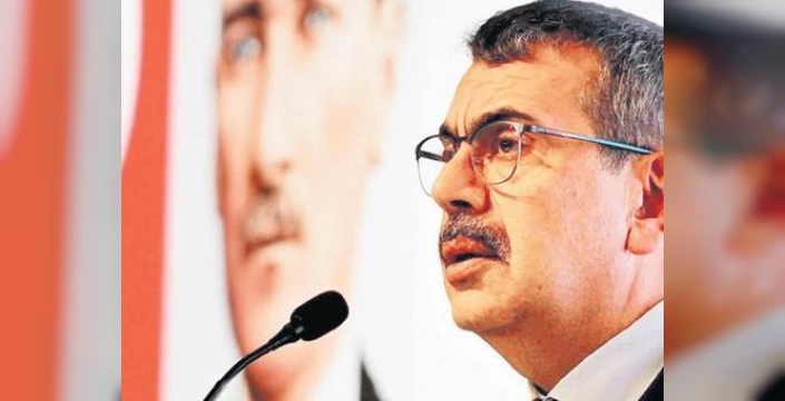 Tekin açıkladı: Okullarda yeni forma düzenlemesi