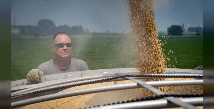 Trump: Çin, soya fasulyesi siparişlerini dört katına çıkarmalı