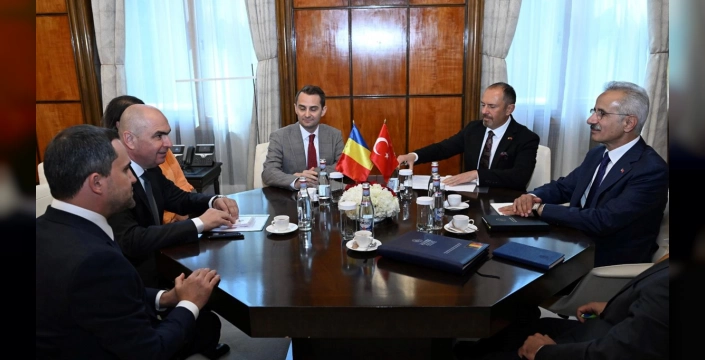 Uraloğlu, Bükreş'te: Türkiye-Romanya ulaştırma işbirliği derinleşecek