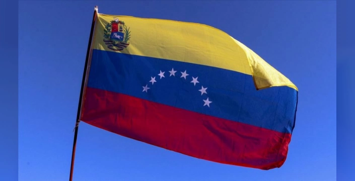 Venezuela'dan ABD'ye meydan okuma: Kendi sorunlarınızı çözün ve uzak durun