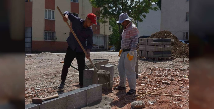 Yıldırım Belediyesi, Karapınar Mahallesi'nde yol çalışmalarını tamamladı