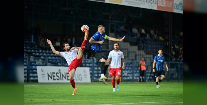 24Erzincanspor, Karacabey Belediye Spor'a 1-0 yenildi: Taraftarlar başkanın istifasını istedi