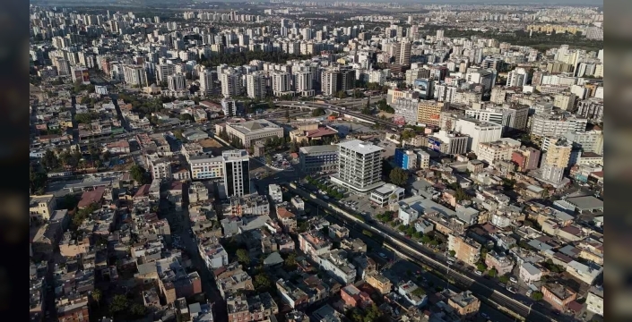 Adana'da kentsel dönüşümde yerel yönetimler eleştirildi