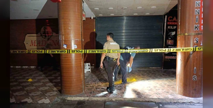 Adana'da silahlı saldırı: İki kişi yaralandı