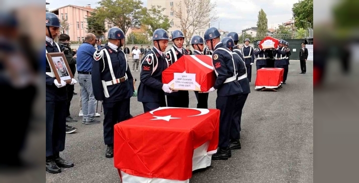 Ankara-Niğde otoyolundaki kazada şehit düşen iki jandarma personeli memleketlerine uğurlandı