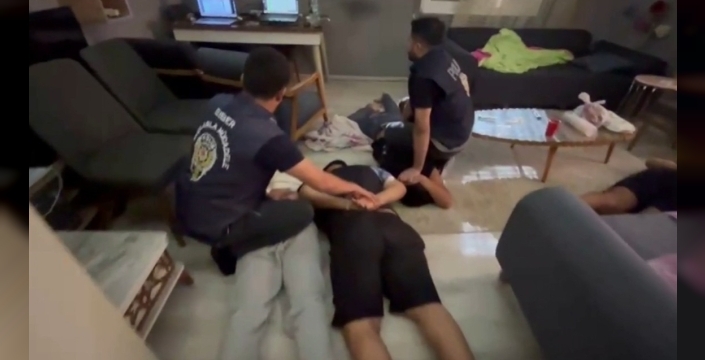 Antalya'da 7 aranan şüpheli yakalandı: 6'sı tutuklandı