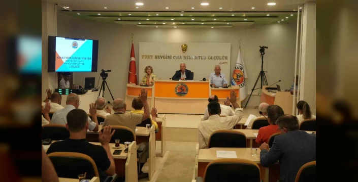 Atakum Belediye Meclisi'nde maaş sorunu gündeme geldi