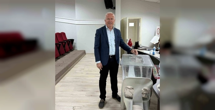 Aydın'da Eczacı Odası Başkanı Karaarslan yeniden seçildi