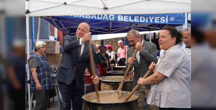 Babadağ'da 26. Geleneksel Keşkek Festivali: 10 Ton Keşkek, Binlerce Ziyaretçi