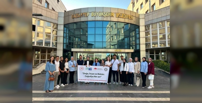 Bingöl Üniversitesi öğrencileri Gaziantep'te akıllı şehirleri inceledi