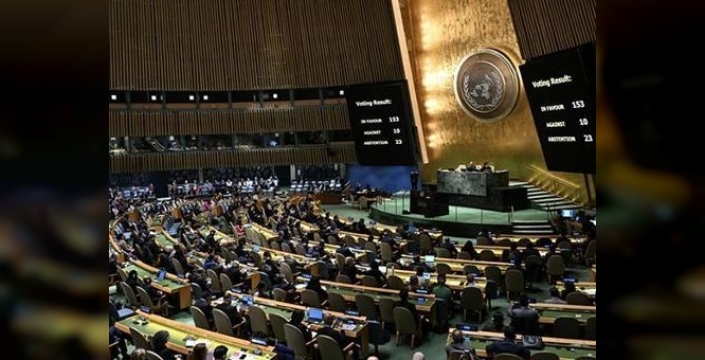 BM Genel Kurulu'nun Unutulmaz Anları: 4.5 Saatlik Konuşmalardan 'Şeytan' Benzetmelerine