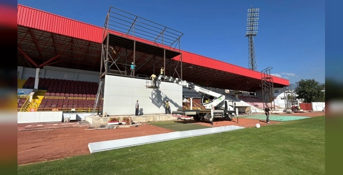 Bolu Atatürk Stadyumu yeniden açılıyor: Boluspor - Manisa FK maçı için hazırlıklar tamamlanıyor