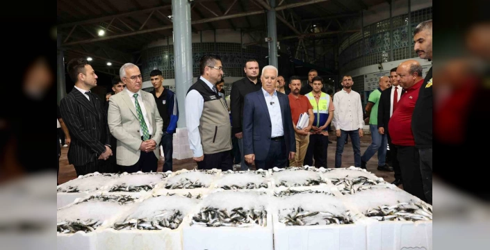 Bursa'da av yasağı sona erdi: Balıkçılar denize açıldı