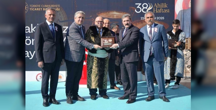 Emin Akyüz, 'yılın ahisi' seçildi