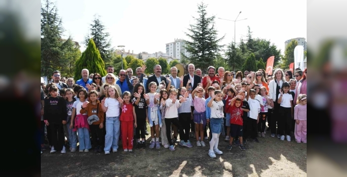 Eskişehir'de 'Bilge Aileden Bilinçli Topluma' projesi kapsamında spor şenliği düzenlendi