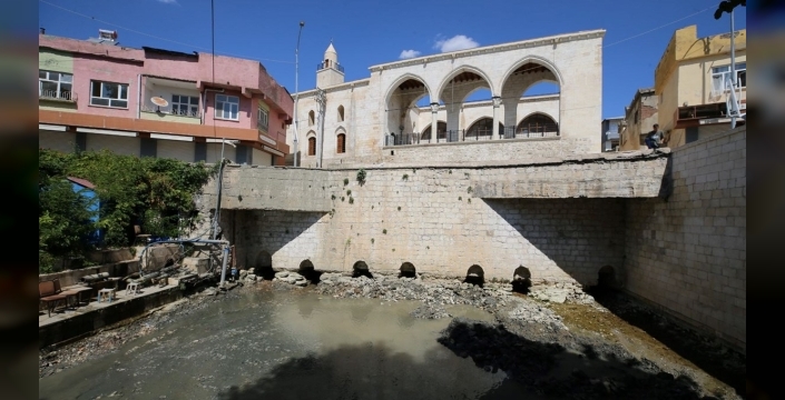 Hani'deki Ulu Cami, 3 Yıllık Restorasyonun Ardından Yeniden İbadete Açıldı