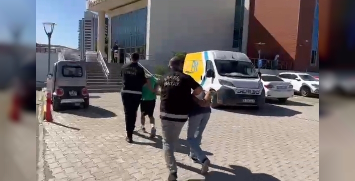 Hatay'da 4 şahıs yakalanarak tutuklandı