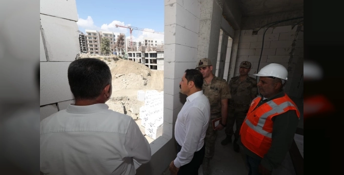 Hatay'da deprem sonrası jandarma binası inşaatı sürüyor