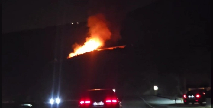 Hatay'da elektrik tellerinde yangın çıktı