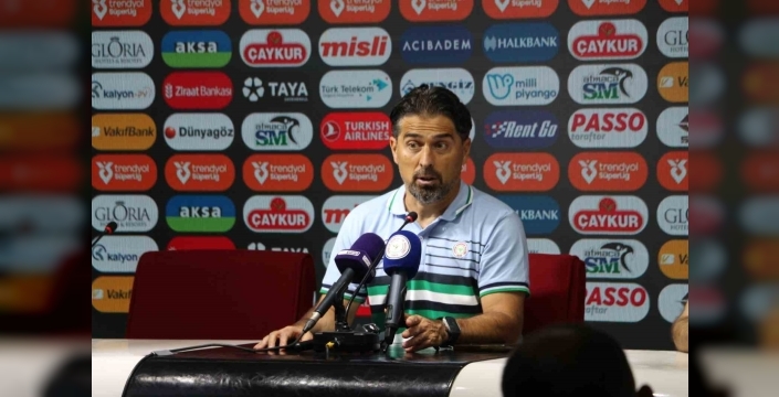 İlhan Palut: Maç tipik bir beraberlik maçıydı, ama 3 puanı kazandık