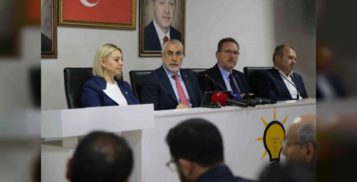 Işıkhan, Kastamonu'da konuştu: Türkiye Yüzyılı'nda yeni rekorlar hedefleniyor