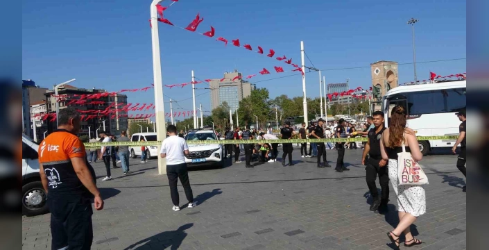 İstanbul'da polis aracı kazası: 4 polis memuru yaralandı