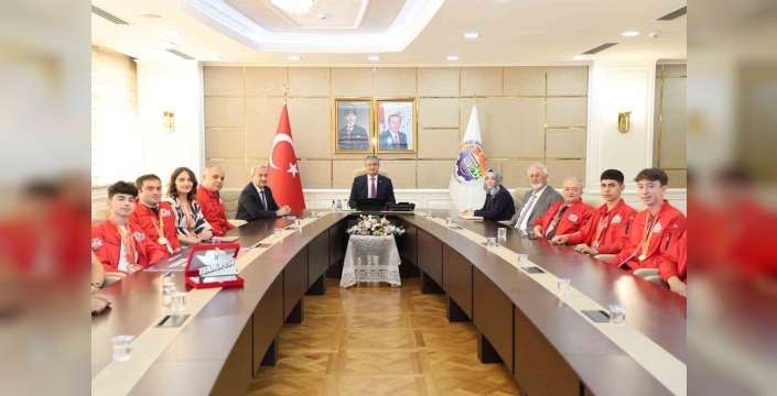 Karabük lise takımları TEKNOFEST'te başarı kazandı