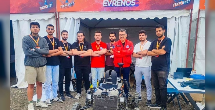 Karabük Üniversitesi öğrencileri TEKNOFEST'te 5'inci oldu