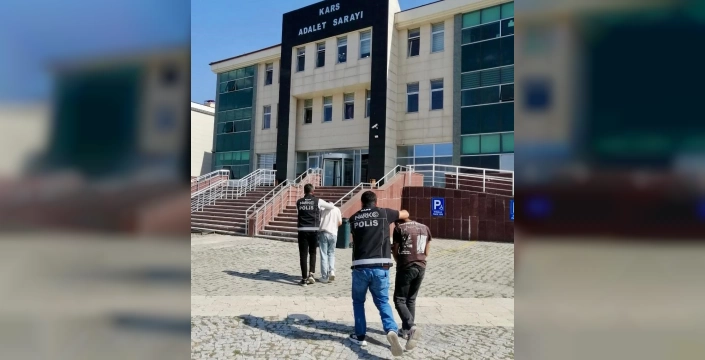 Kars'ta uyuşturucu operasyonu: 2 şüpheli tutuklandı