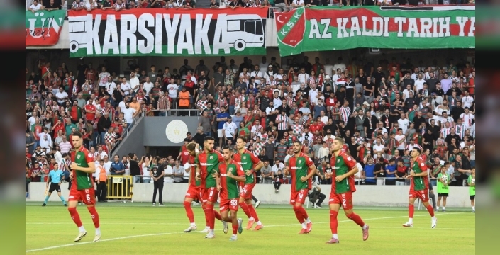 Karşıyaka, Balıkesirspor'u 2-1 yenerek zirvede