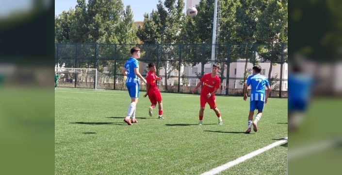 Kayserispor U-15, SincanBelediye Ankaraspor'u 8-0 yendi