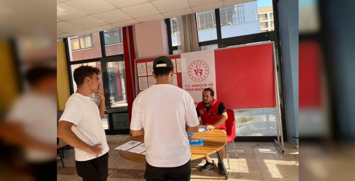 Kötekli Gençlik Merkezi, üniversite öğrencilerine tanıtım faaliyetleri düzenledi