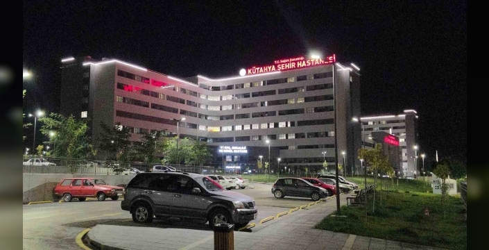 Kütahya'da düğünde 21 kişi gıda zehirlenmesi şüphesiyle hastaneye kaldırıldı