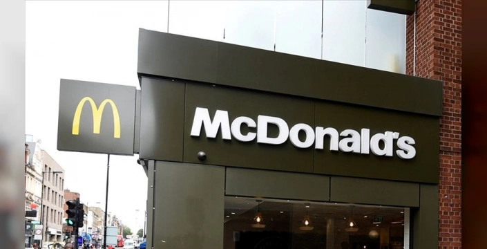 McDonald's, restoran grubundan ayrıldı: Çalışan ücretlerindeki fark nedeniyle